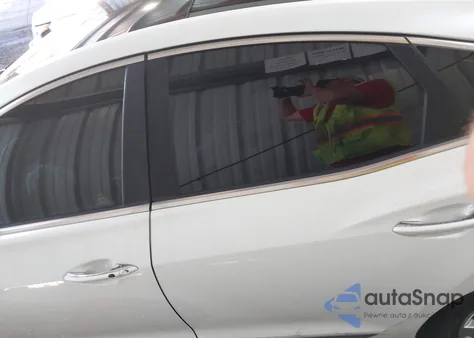 2016 Hyundai Azera Limited from USA, damaged, VIN KMHFH4JGXGA535133